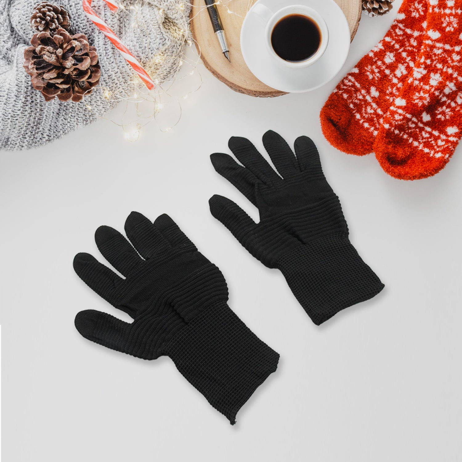 01_0bce0032-728b-44cf-b491-dc5018588120.jpg Small Hands, Big Protection: Heat Resistant, Cut-Proof Gloves - Image 1