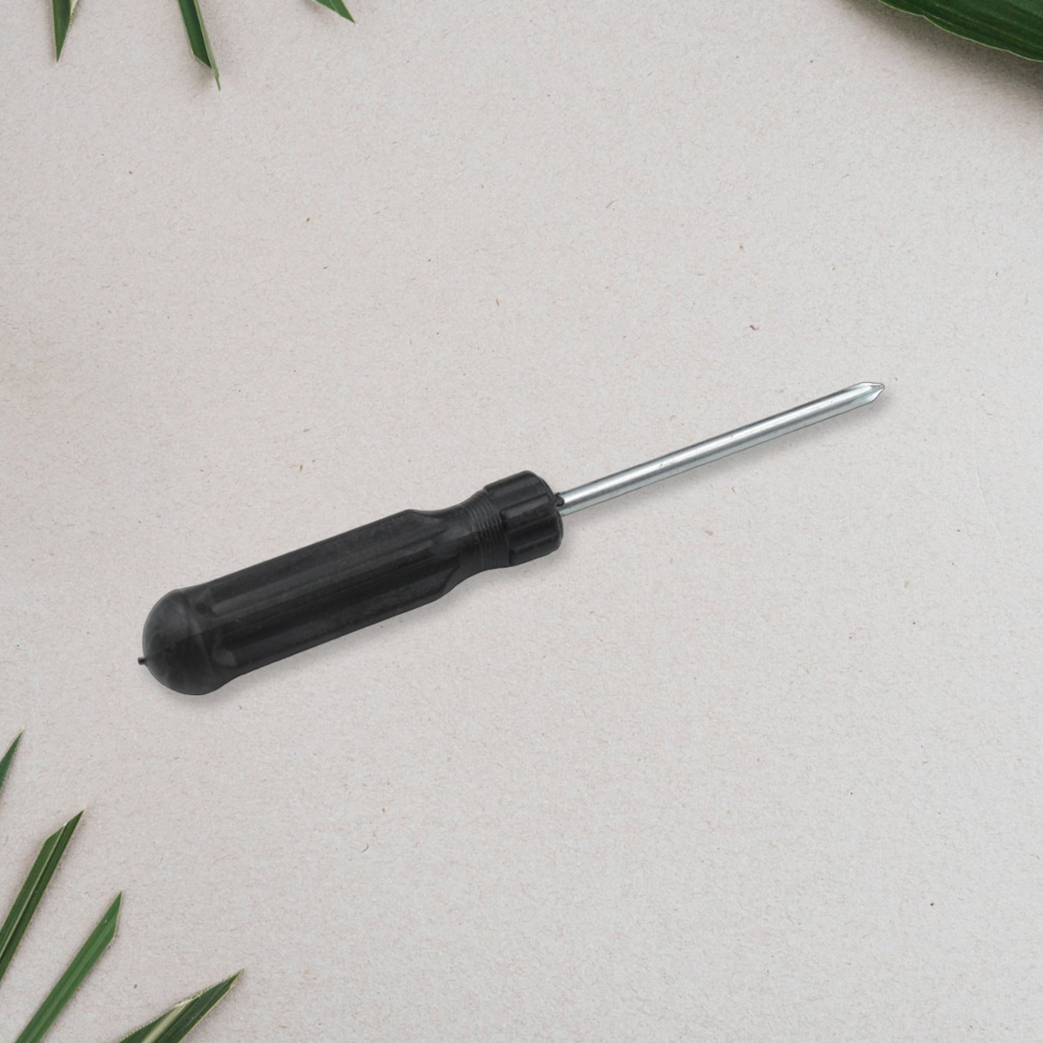 01_3c46700b-5d2f-4233-8f99-0339c5187a02.jpg Small Pocket Size Slotted Cross Head Flat Magnetic Screwdriver (1 Pc) - Image 1