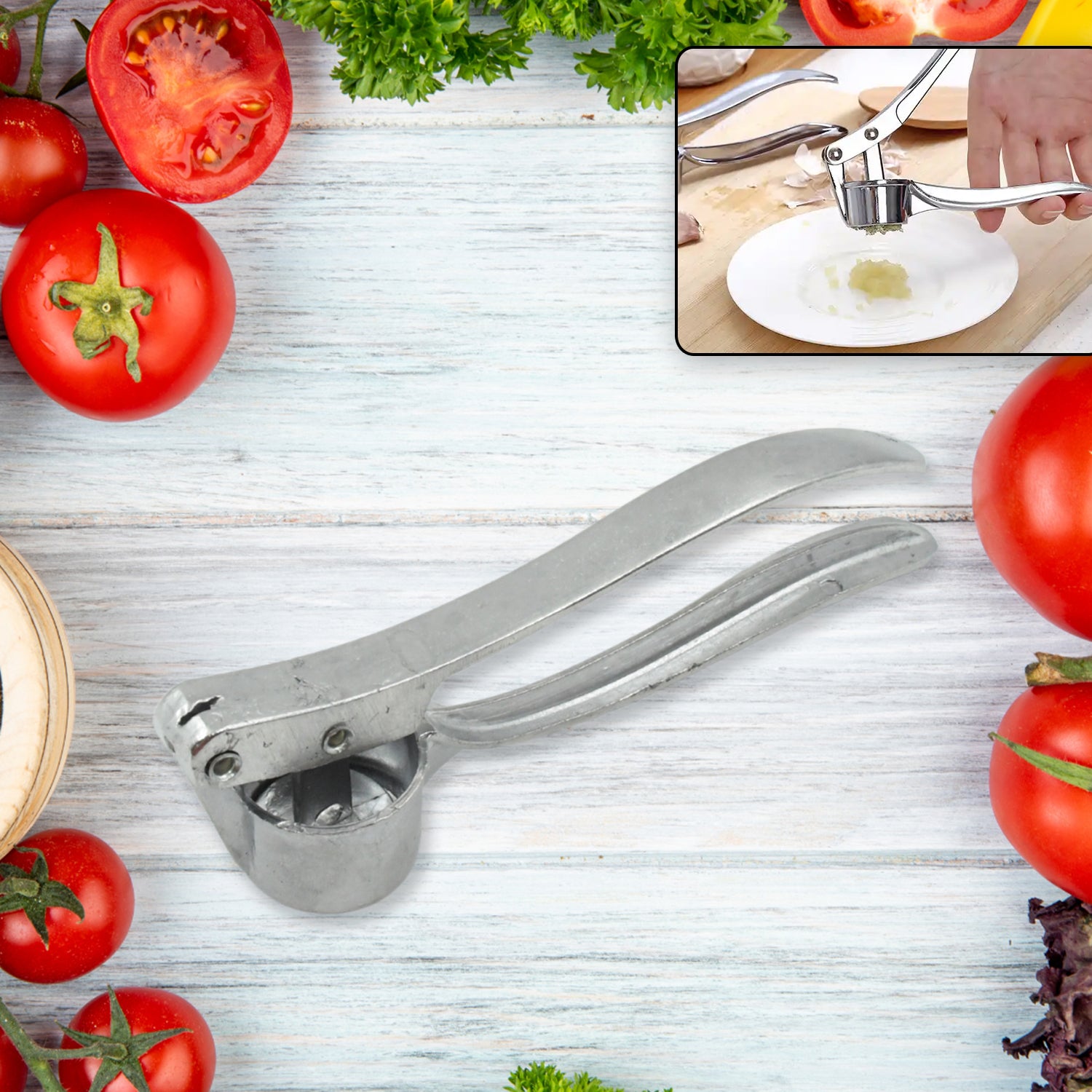 01_f9a496a2-7dae-42b3-9bea-65cd5887e145.jpg Crush Garlic with Ease: Lightweight Aluminum Garlic Press (1 Pc) - Image 1