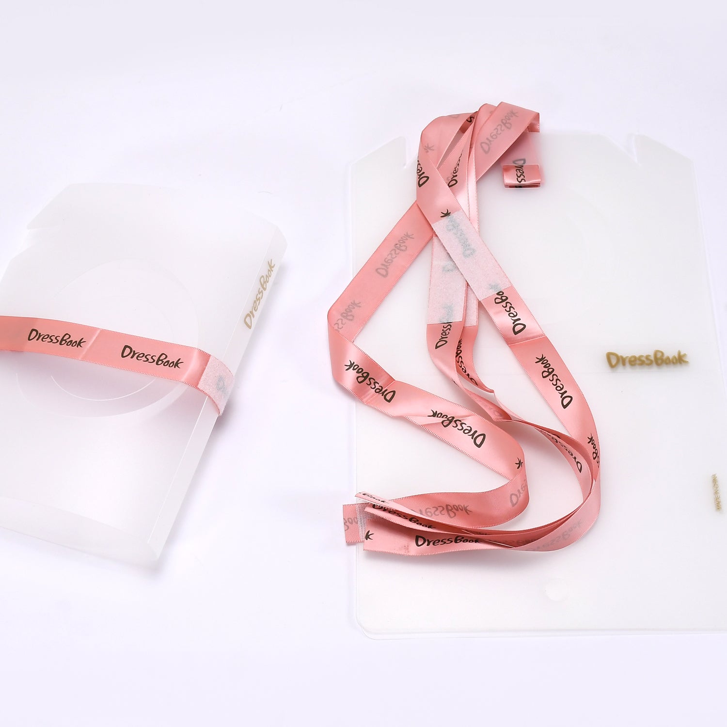02_1a7fb4c6-4bb2-4e6e-8837-50858b789daf.jpg DressBook T-Shirt Folder – Soft Bendable Clothes Folding Board Organizer (5 Pcs) - Image 1