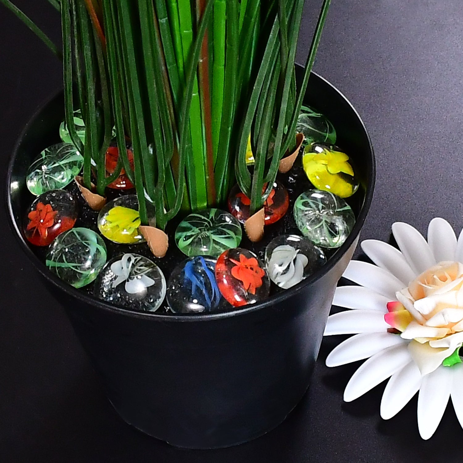 02_d585ea1e-b15b-40e8-a67e-1c7eff8f09c3.jpg Glass Gem Stone, Flat Round Marbles Pebbles for Vase Fillers, Attractive pebbles for Aquarium Fish Tank. - Image 1
