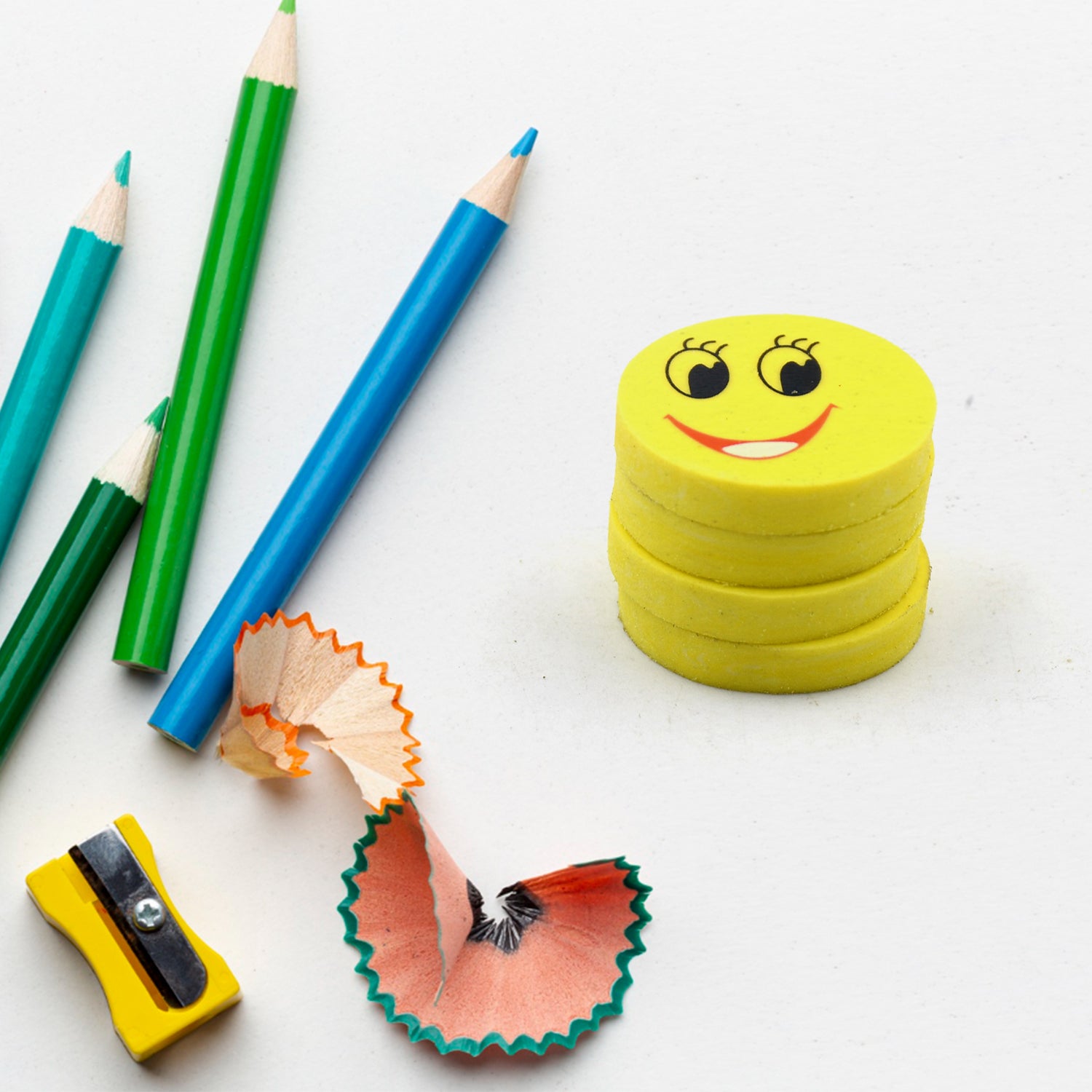02_e9e3d1f7-e602-4e21-ab49-894bdc54fb5e.jpg Cute Smile Emoji Eraser Set – Perfect for Kids (4pc Set) - Image 1