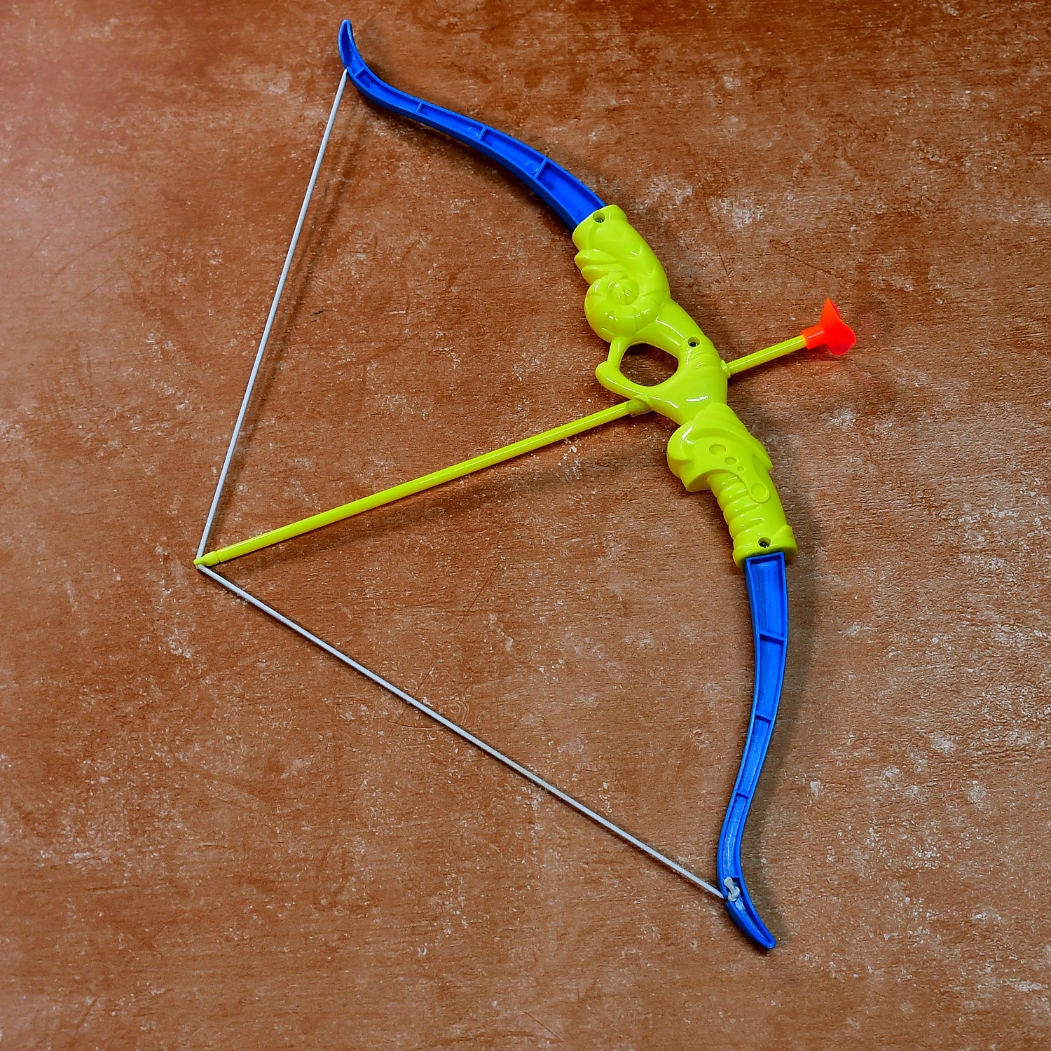 03_b9adb3df-f113-49c9-850c-522226e39e94.jpg Plastic Archery Bow Arrow Toy Set with single knife and 3pc Arrow and Target Board - Image 1