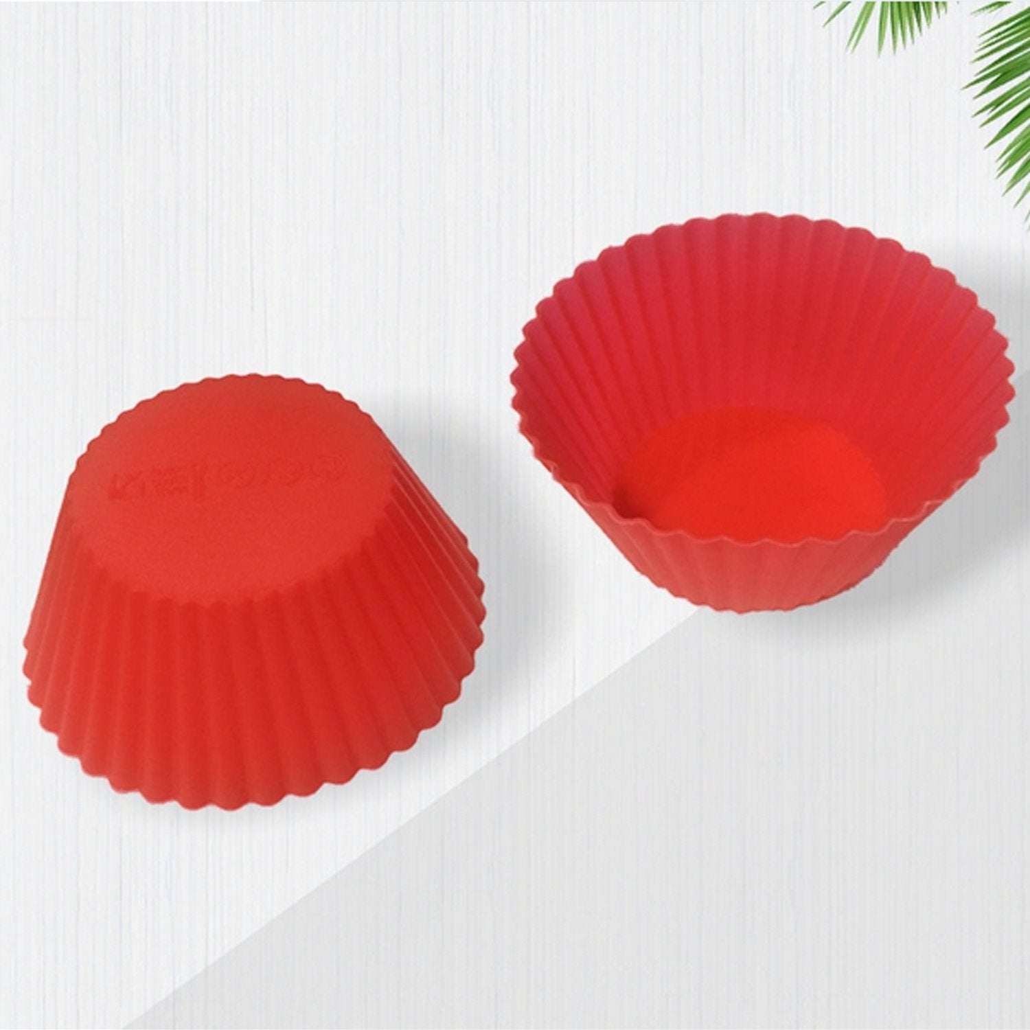 04_71bf4def-4f6d-4f31-bd80-10694a492d8b.jpg Silicone Cup Cake Mould - Image 1
