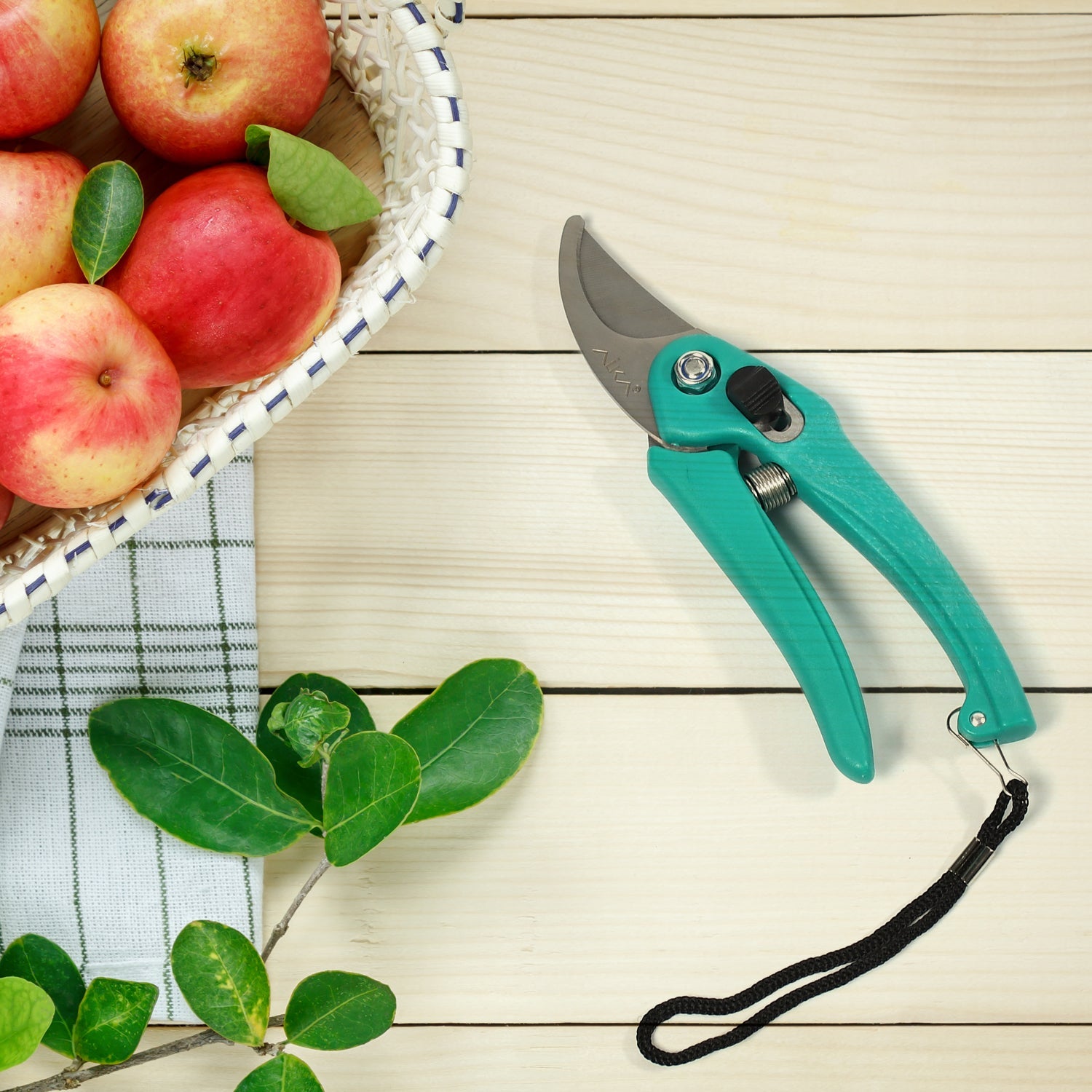 04_79d2c8bf-627d-43b4-833e-3f99d4a834d3.jpg Heavy Duty Gardening Cutter Tool Plant Cutter for Home Garden - Image 1