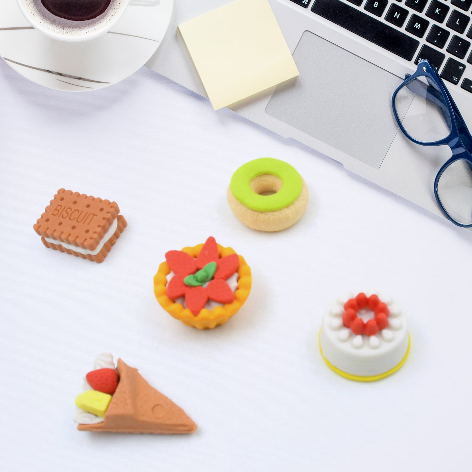 05_4ce6d2b7-8558-4857-9471-c432c6c27d78.jpg 3D Fast Food Erasers Set, Cute Mini Colorful Erasers for Kids Gift & School (5 Pcs) - Image 1