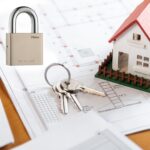Heavy Steel Premium Square Padlock 70mm with 4 Keys Hardened Shackle for Doors