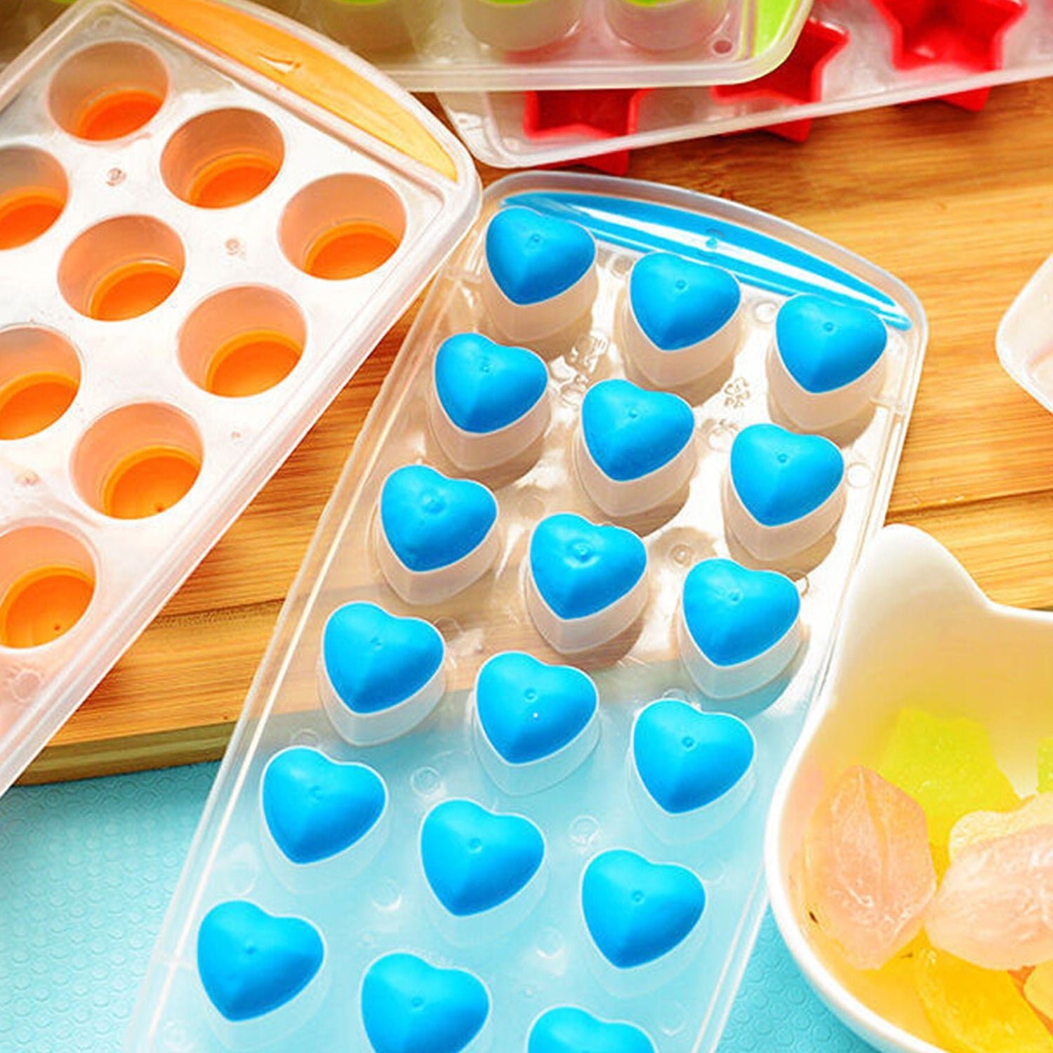 06_598401e0-128a-4194-bc1c-309b0bb5057e.jpg Easy Push -UP ice Tray, With Flexible Silicon Bottom, Heart Shape 18 Cube Trays - Image 1