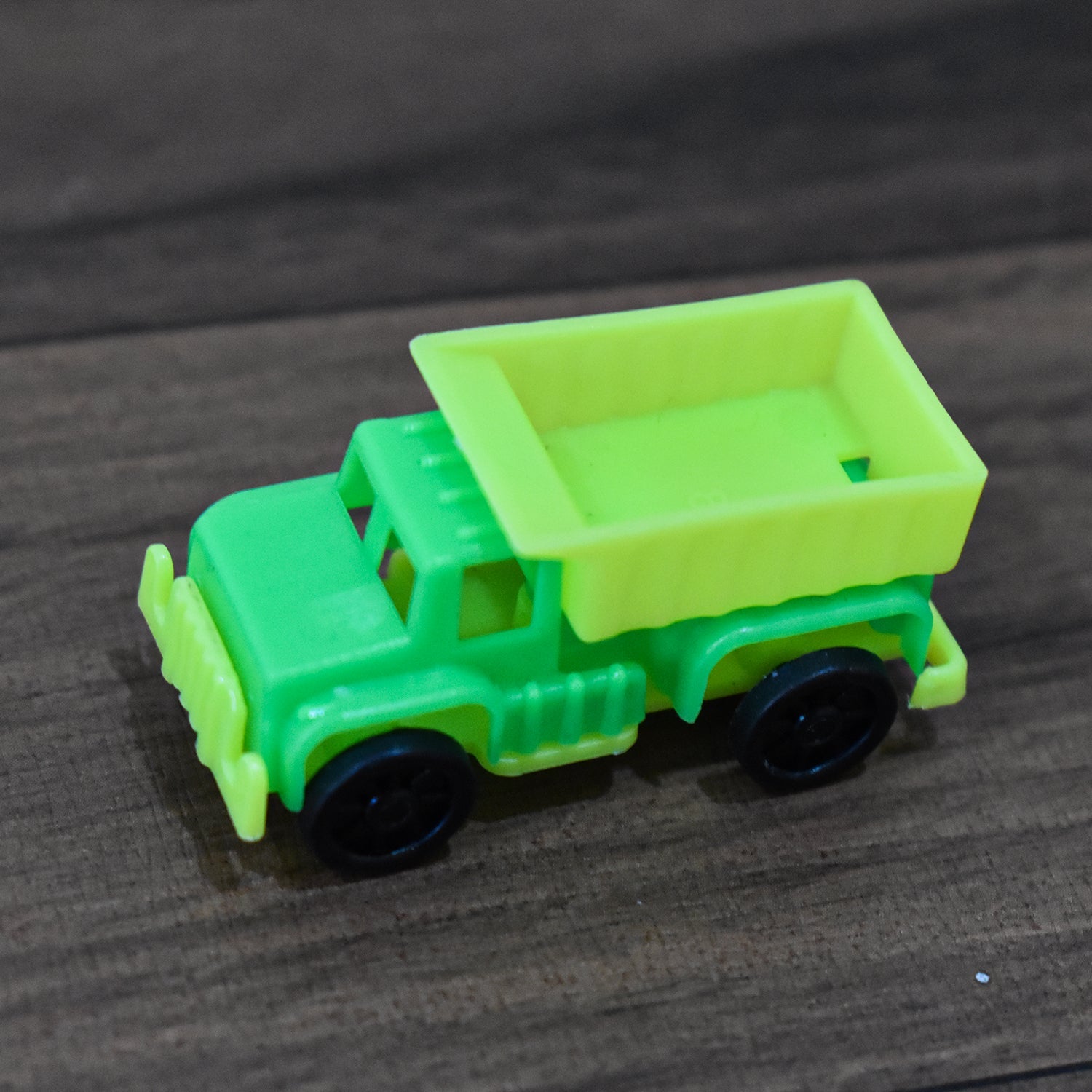 06_9e175764-81a7-4751-99fd-af542f98ecb6.jpg DUMPER TRUCK TOY FOR KIDS (30PC) - Image 1