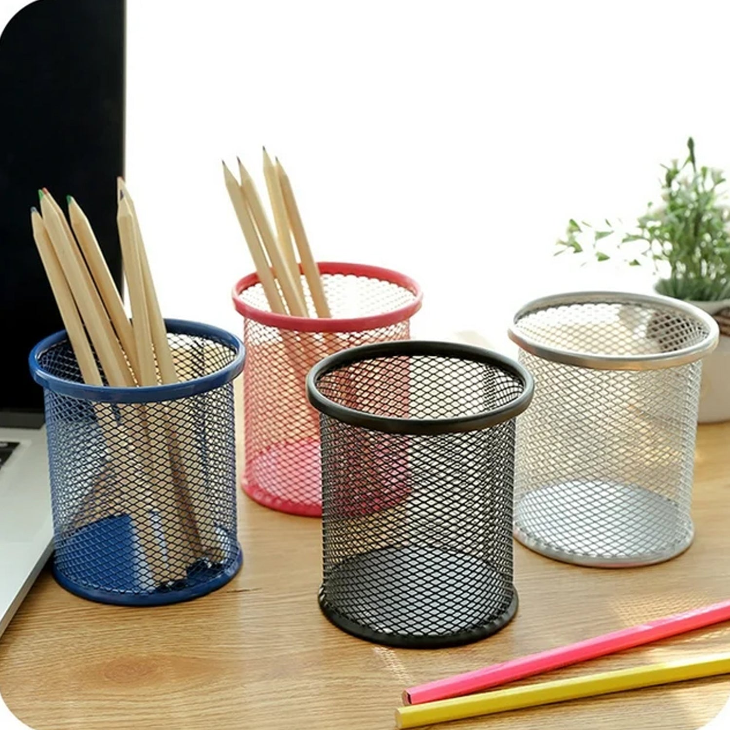 07_069e55f6-0e78-4f3f-a92a-f5c28fdb6283.jpg Metal Mesh Pen Holder for Desk (1 Pc): Pen Stand, Pencil Organizer, Stationery - Image 1
