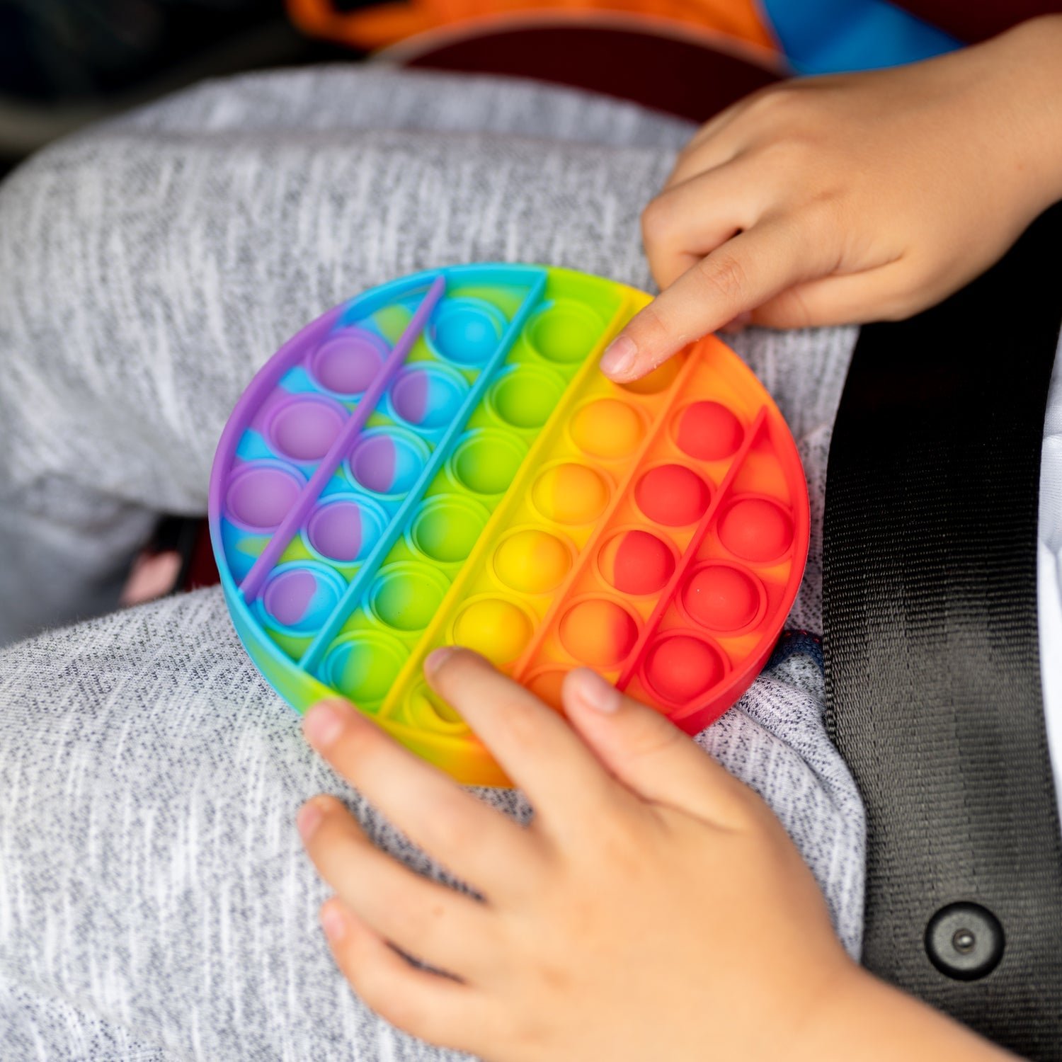 09_8d4ef0ce-fd15-4f0c-afb1-ea05557799de.jpg Round it Toy For Stress Reliever Toy 1 pc - Image 1