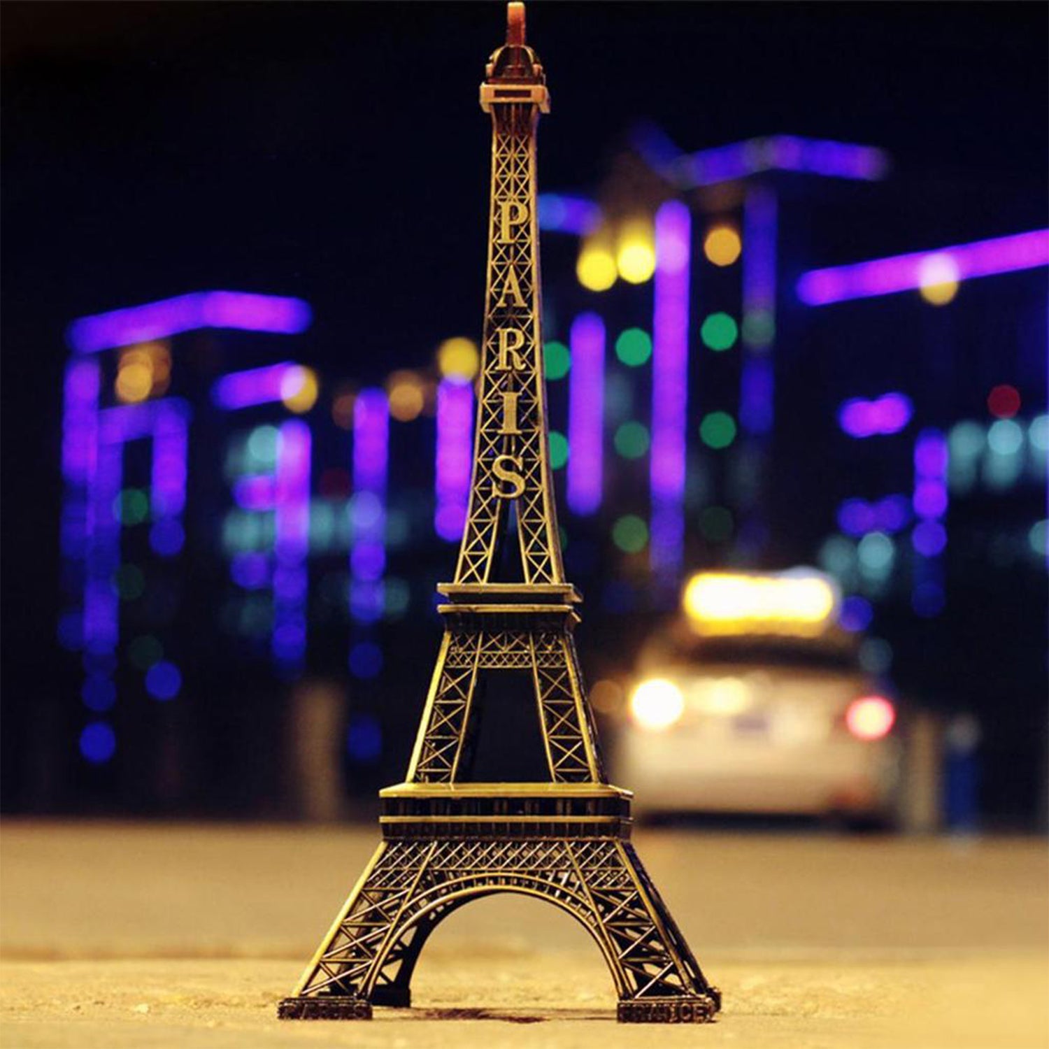 3_055f2ea0-5f30-4ace-beaa-4b703f8babb7.jpg Antique 3D Eiffel Tower Statue - Metal Paris Landmark Decorative Showpiece - Image 1