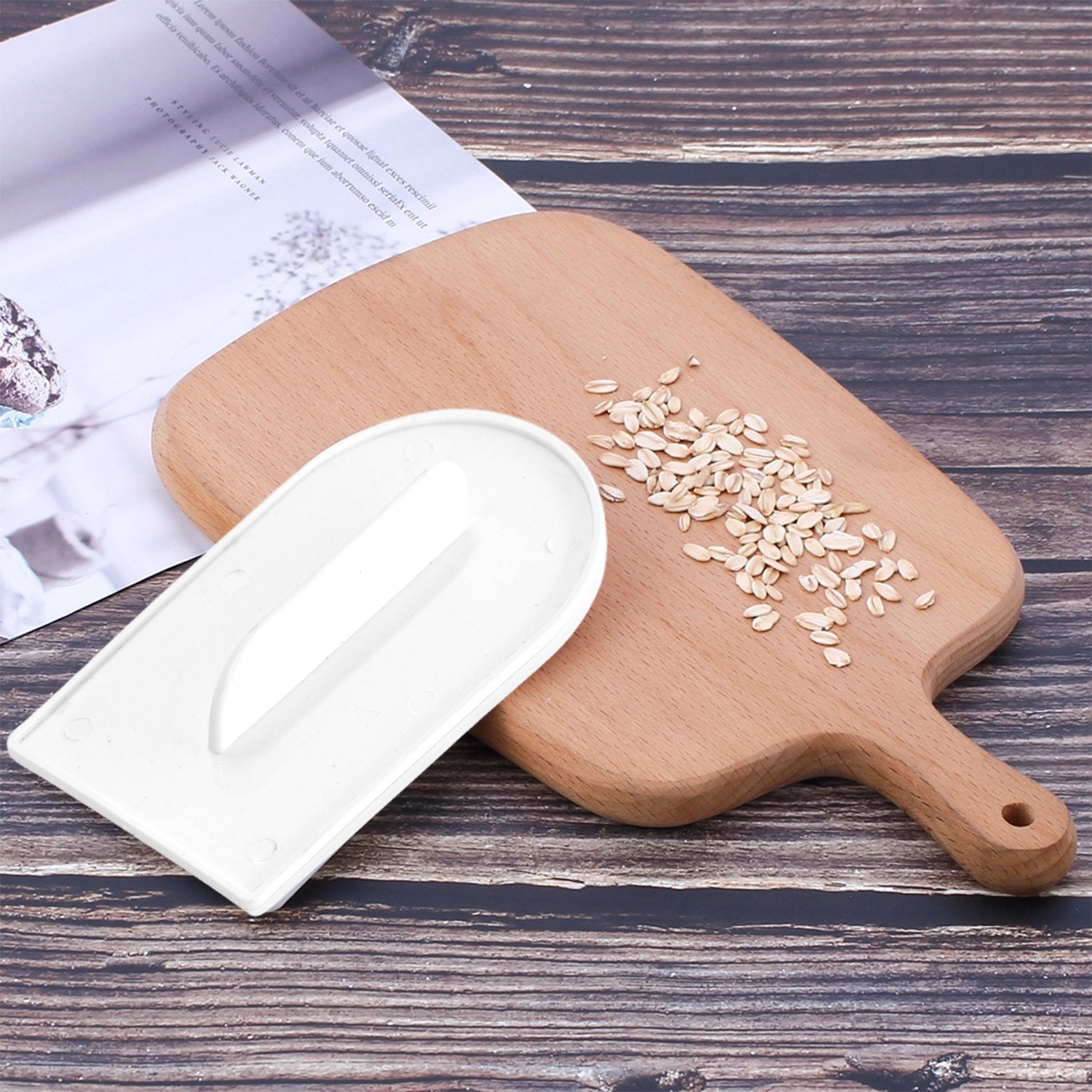 468903.jpg Plastic Cake Pastry Decorating Baking Icing Smoother - Image 1