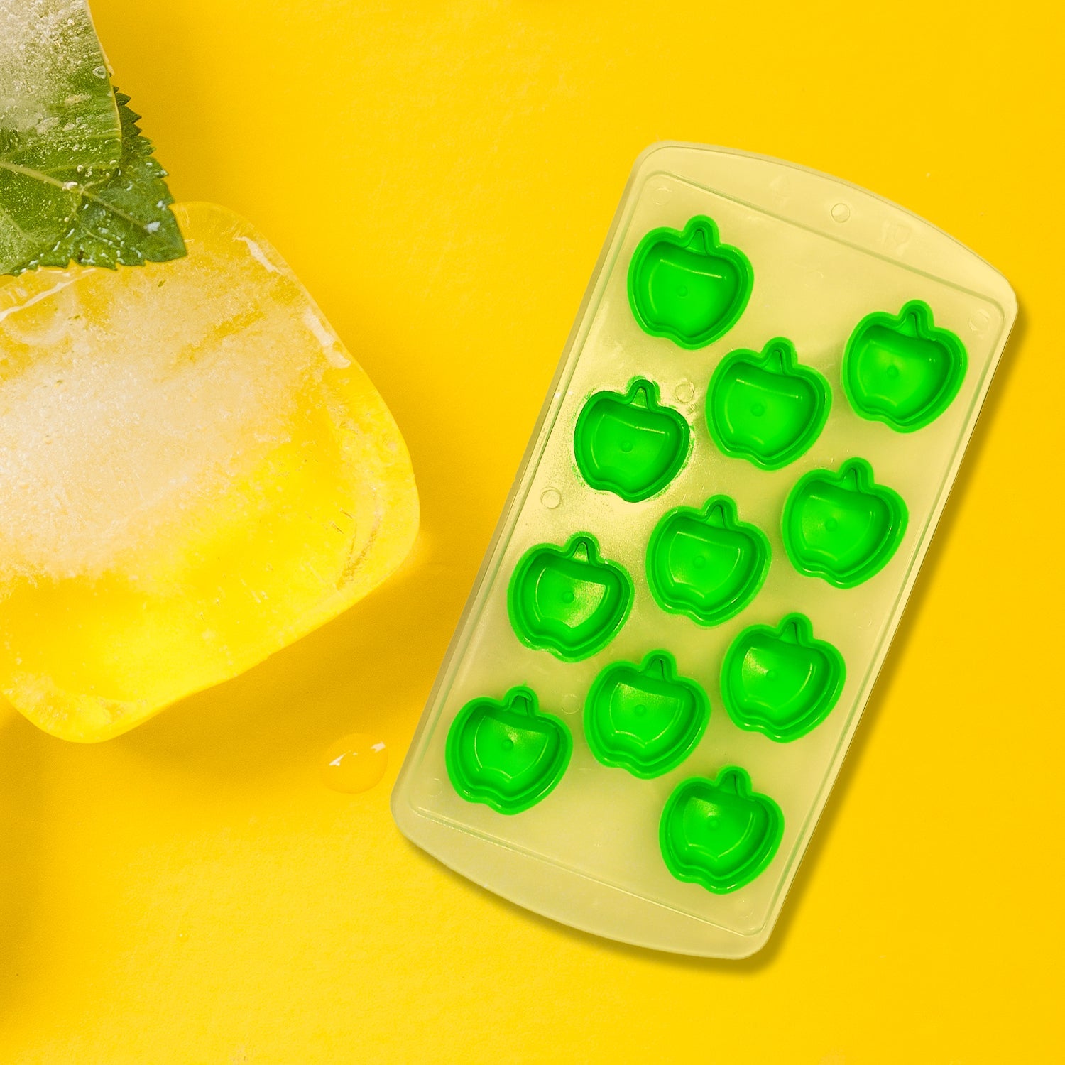 4869_eed16f78-2a85-4732-9152-2f0efa1a1291.jpg Mix design Ice Trays Freezer with Easy to Release Flexible Silicone shape ice cavity - Image 1