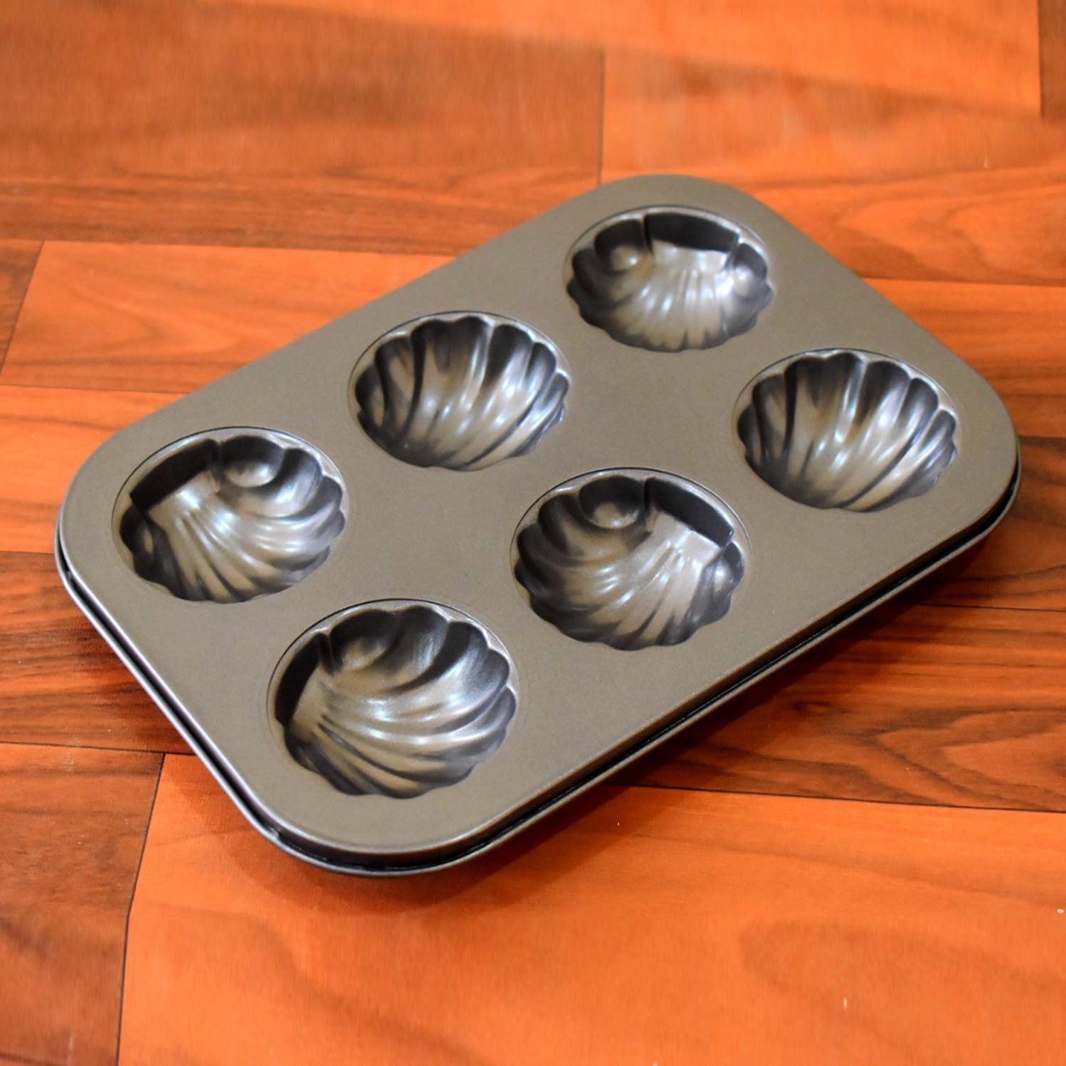 6_8a78c4a2-cfef-4495-83cf-dcd444b51db2.jpg 6 slot Non-Stick Muffins Cupcake Pancake Baking Molds Tray - Image 1