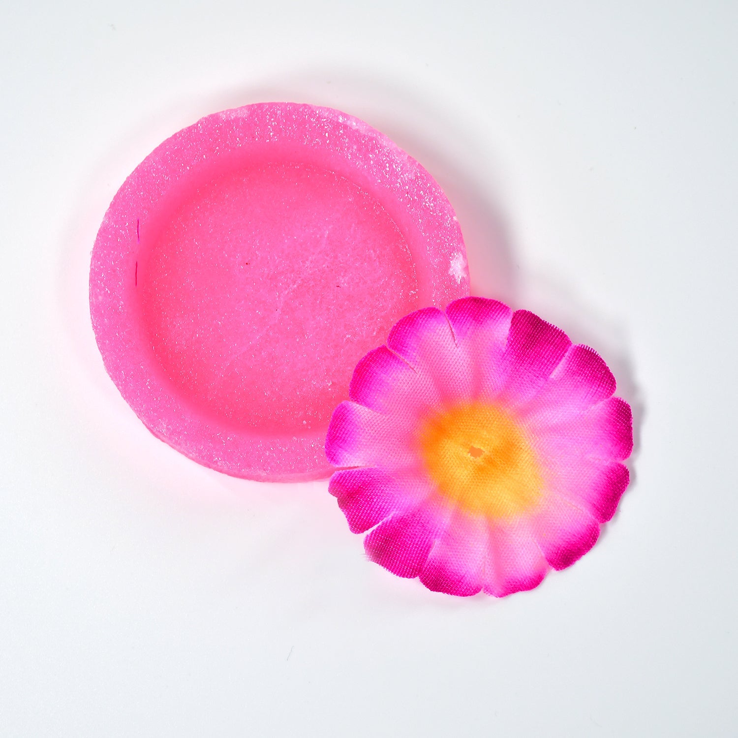 7_76c204d3-1a51-444d-a6ba-4ea7329202c5.jpg World Air freshener Flowers Block for Bathroom and Toilet - Image 1